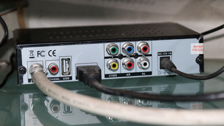 高（gāo）清衛星接收機（jī）