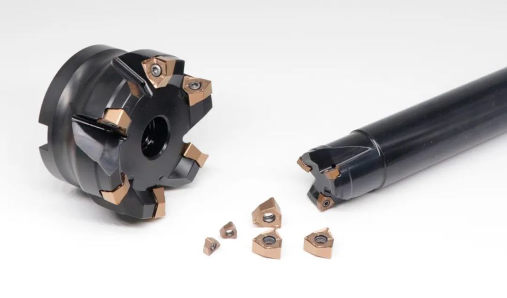 <strong>刀具作為製造業的重要一環更（gèng）應在創（chuàng）新中求發展（zhǎn）“金鋒獎”第二屆切削刀具產品創新獎評選（xuǎn）活動（dòng）</strong>