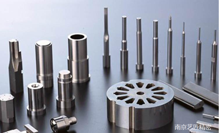 <strong>模具CNC精密加（jiā）工編程要點</strong>