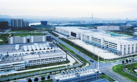 <strong>江蘇省內首個五軸精（jīng）細加工車間，從（cóng）落戶南京（jīng）經開區（qū）到試產僅用一個月時間</strong>