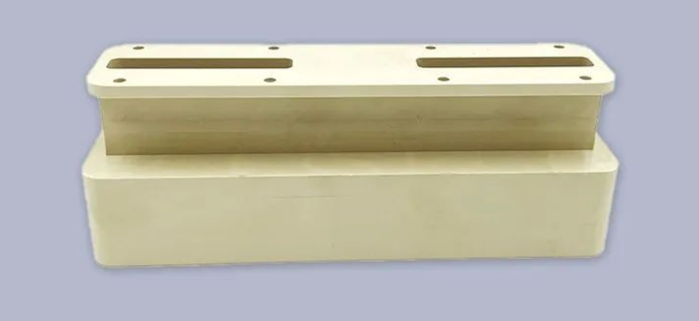 手板模（mó）型CNC精密加工：提升效率的利器，打（dǎ）造精（jīng）致產品的秘密武器