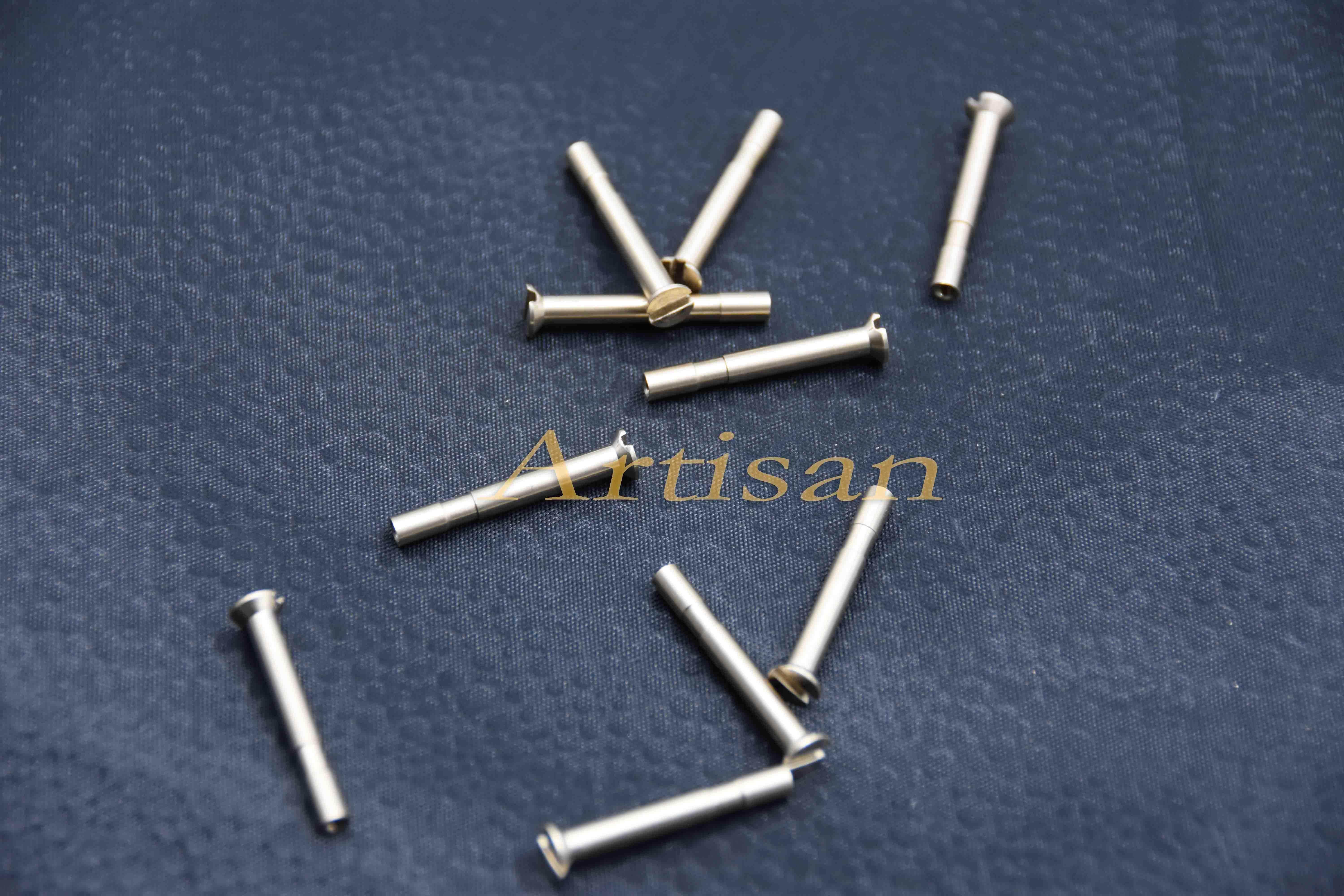 <strong>铜钉（dìng）</strong>